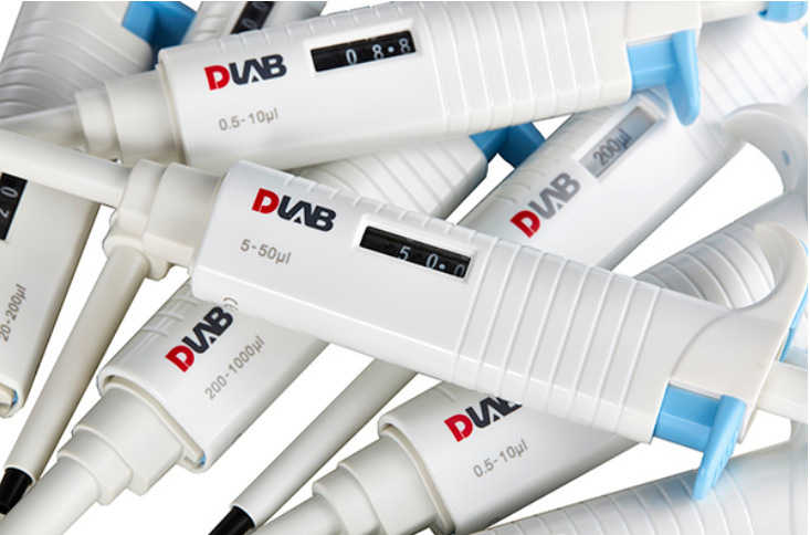 大龙 MicroPette Plus 50-200ul单道全消毒手动移液器7030301011