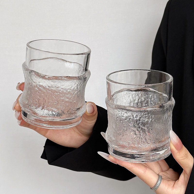 Inswind creativo de alto nivel anti-calor cubierta de bambú colgar tazas de hielo tazas de café de vidrio casero tazas de agua tazas de té tazas de bebida frías