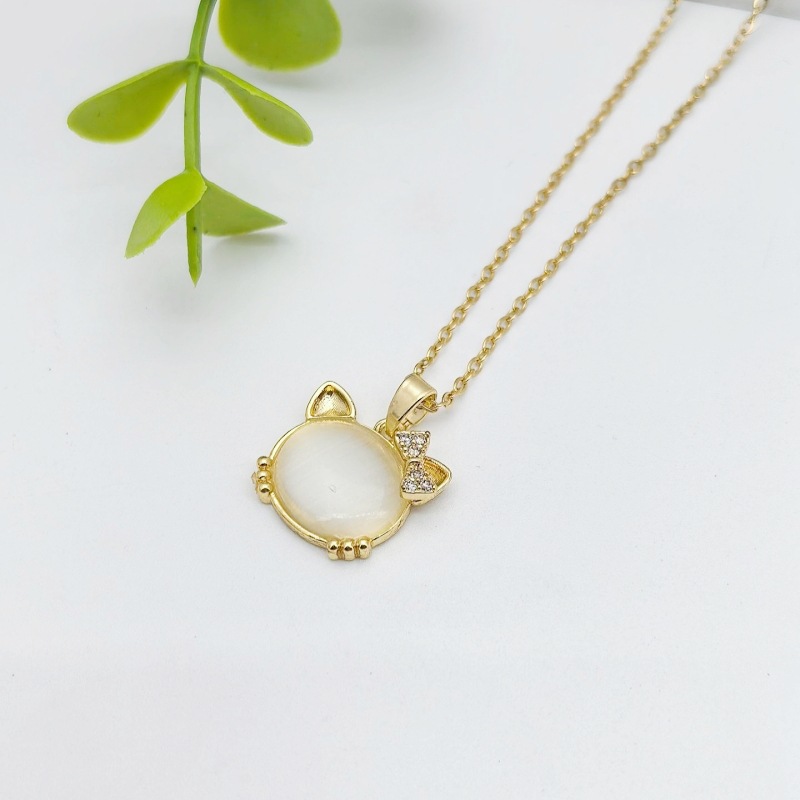 250*XL1452-22 Cat’s Eye Stone Cat