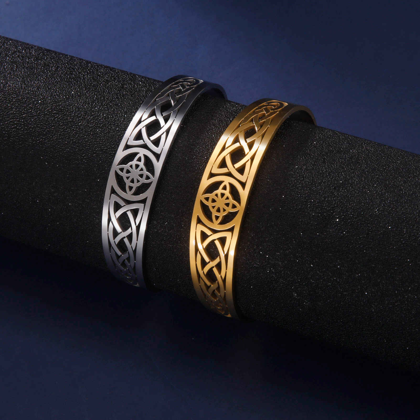 Men's Gender Hip-Hop Retro Witches Knot Solid Color 304 Stainless Steel Plating Men's Bangle Men Cuff & Bangle