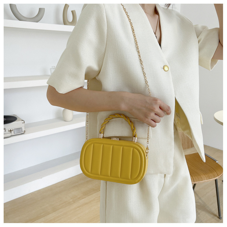 Women's Twisted Handle Chain Shoulder Crossbody Bag, Elegant Style_voghion.com
