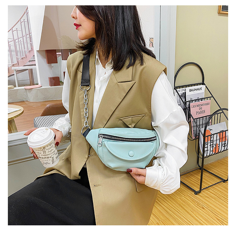 Korean Fashion Solid Color Sports Shoulder Bag display picture 7