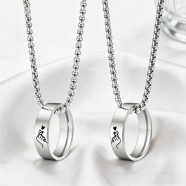 戒指;项链;手链