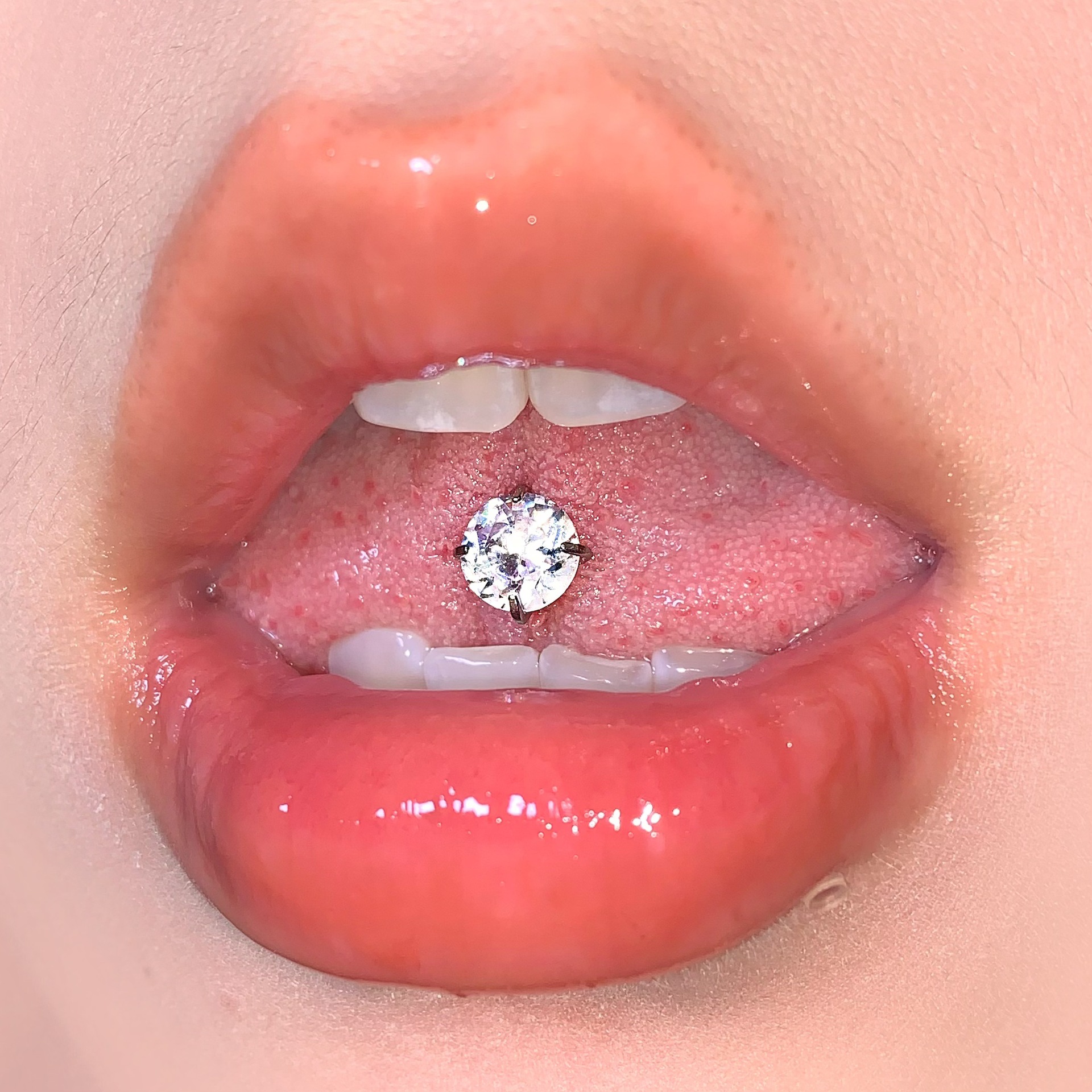 Pointed labret stud close-up product detail