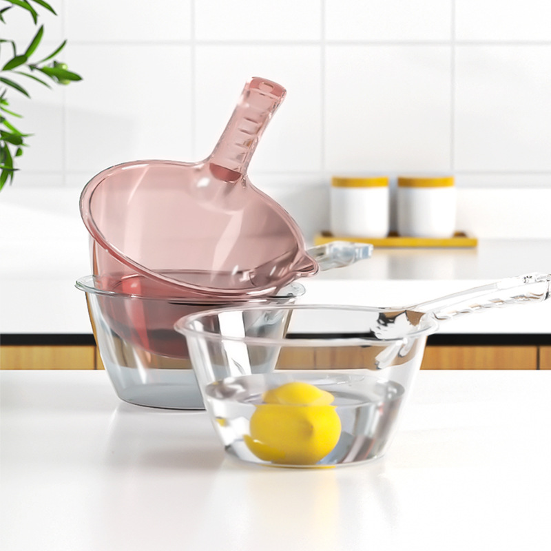 Overflow purchase PET thickened transparent plastic water scoop kitchen large long-handled water spoon children's baby bath water scoop