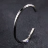 【93】Mobius-Black