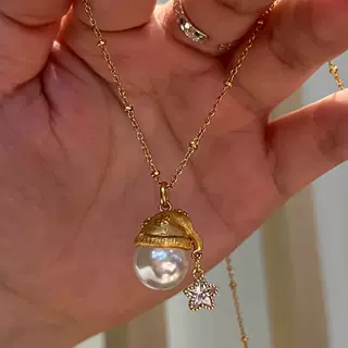 小红书同款圣诞帽星星珍珠吊坠感小众设计法式小香风项链女