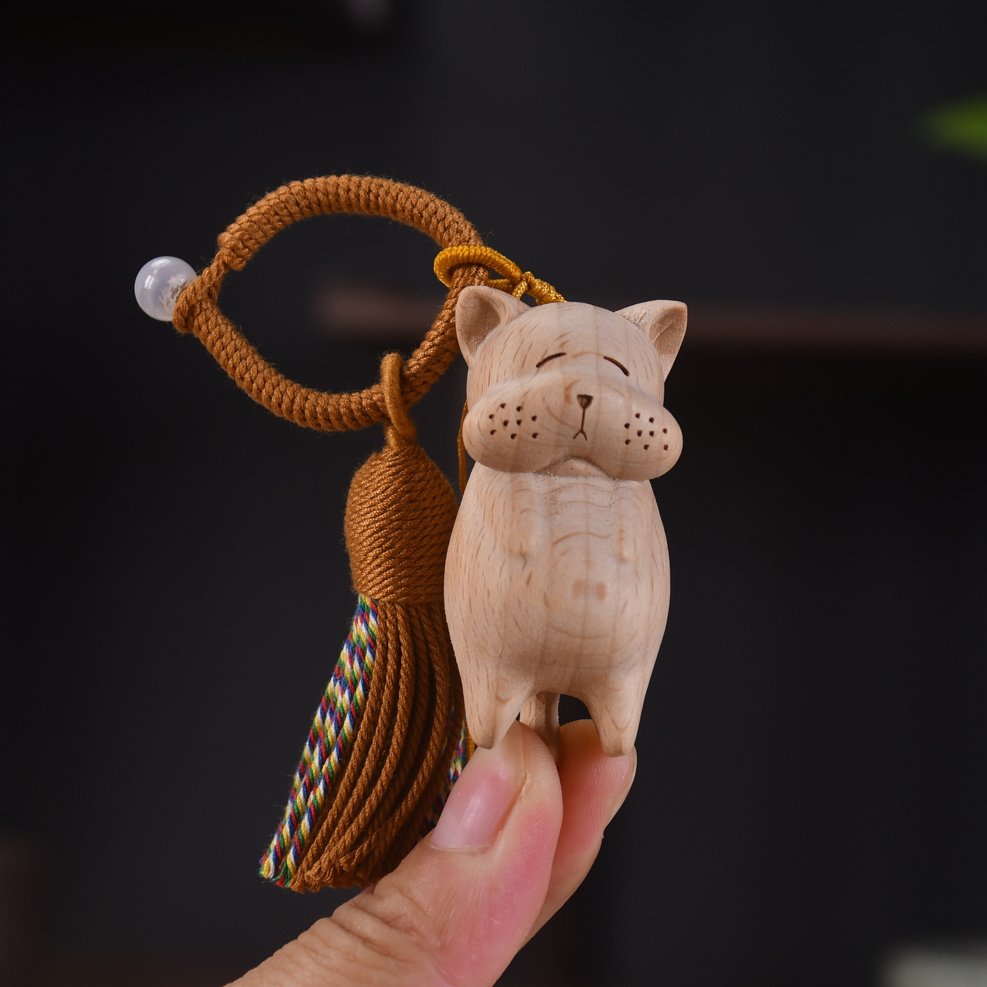 Fabricantes al por mayor de madera de haya, llavero de gato podrido, colgante de bolsa de gato de la suerte, accesorios de manija de dibujos animados, colgante de accesorios