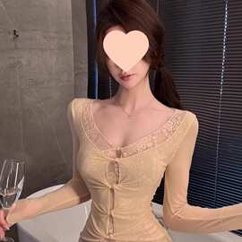 秋冬纯欲甜辣妹假两件蕾丝打底衫女内搭设计感修身微透长袖薄上衣