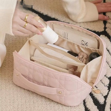 ���y��Ů��y�¿������S���߼�����͸�����y�����������yƷ�ռ{��