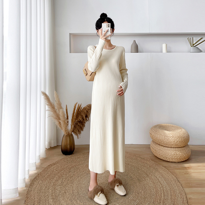 New autumn dress for pregnant women, loose knitted A-line dress for outer wear, extended length dress for autumn and winter pregnancy