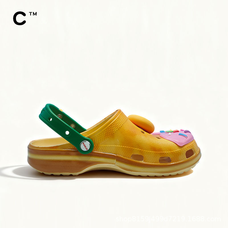 Cross Donut Hole Shoes Krispy Kreme Co-branded para hombres y mujeres, zapatos de playa al aire libre.