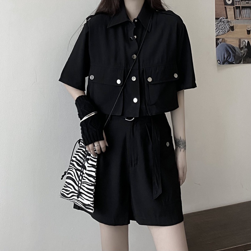 리얼 샷 디아블로 툴링 세트 여자 2021 년 여름 블랙 슬림 셔츠 높은 허리 넓은 다리 반바지 투피스 세트