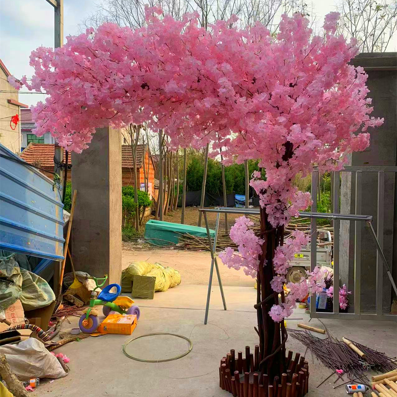 Gran árbol de cerezo de simulación del vestíbulo del hotel de bodas paisajismo árbol artificial jardín interior decoración flor árbol falso árbol popularidad en línea