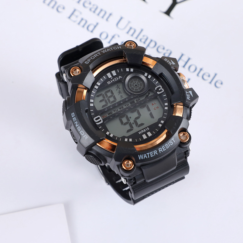 Venta caliente reloj electrónico deportes al aire libre reloj electrónico estudiante masculino moda multifuncional luminoso reloj impermeable al por mayor