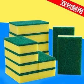 湿巾纸;蜡烛;一次性洗脸巾