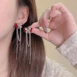 秋冬植绒蝴蝶流苏耳环奢华ins风小众设计气质精致高档耳钉新耳饰