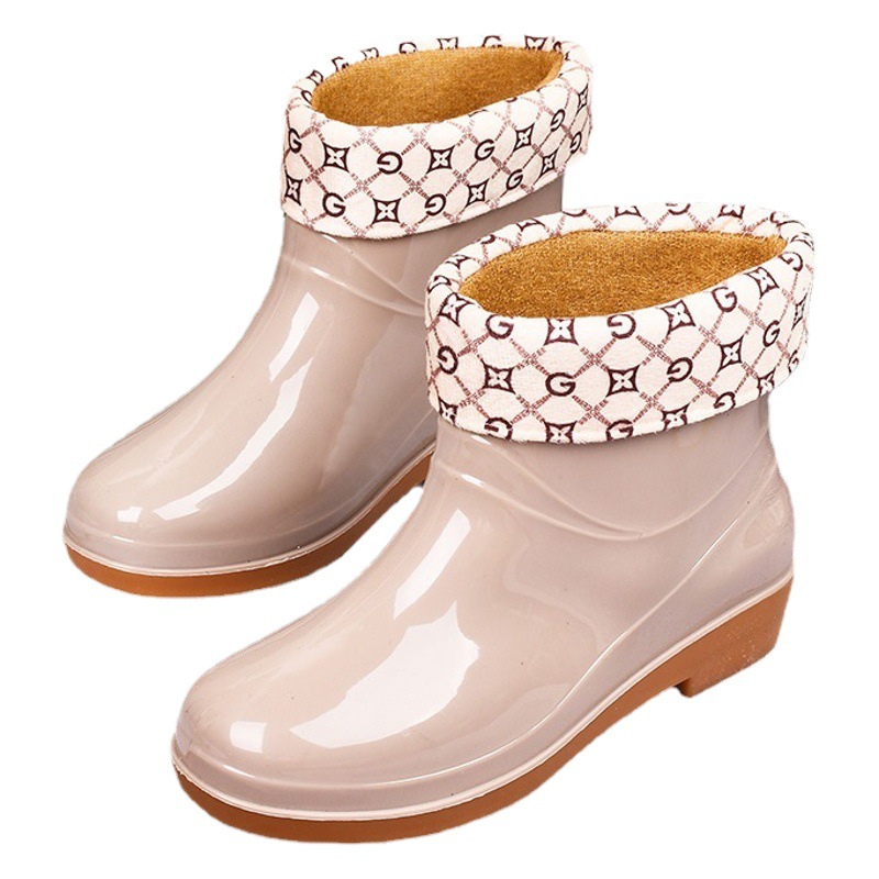 Botas de lluvia de las mujeres de corte bajo de cocina antideslizante de moda Botas de lluvia de las mujeres cortas zapatos de agua de moda tendón inferior resistente al desgaste zapatos de agua para adultos