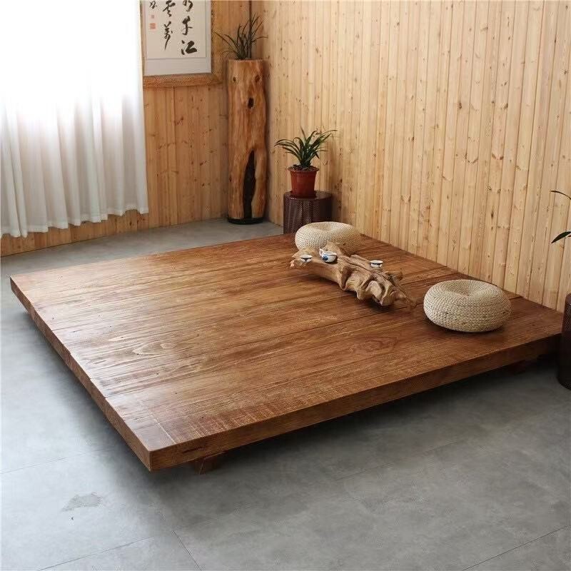 古材の無垢材ベッド、古典的な畳ベッド、ホテルや民宿用のダブルベッド、低床ベッド、自宅の主寝室用の大型ベッド|undefined