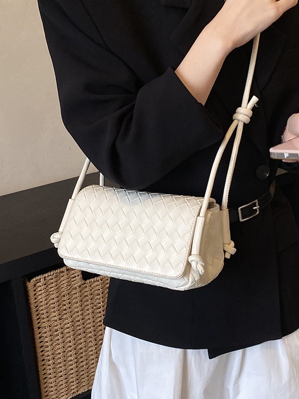 Diseño coreano de nicho tejido bolso cuadrado pequeño para mujeres 2026 nuevo estilo de lujo ligero de alta calidad de viaje mochila