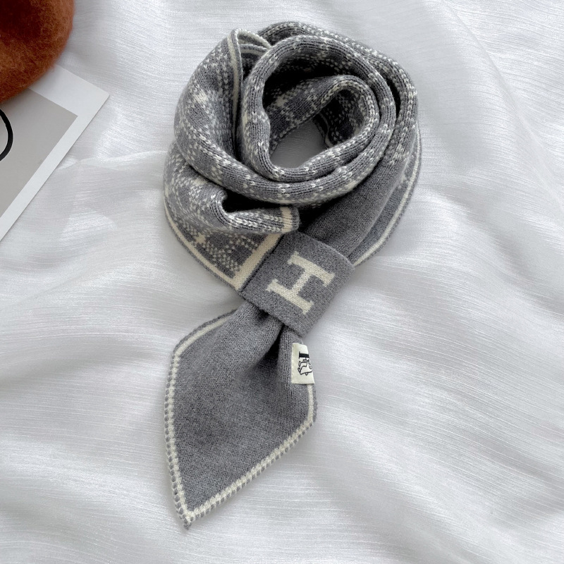 Nuevo tipo de bufandas cruzadas coreanas de otoño y invierno de ajedrez de punto de cuadros perezosos perforación bufandas de cuello