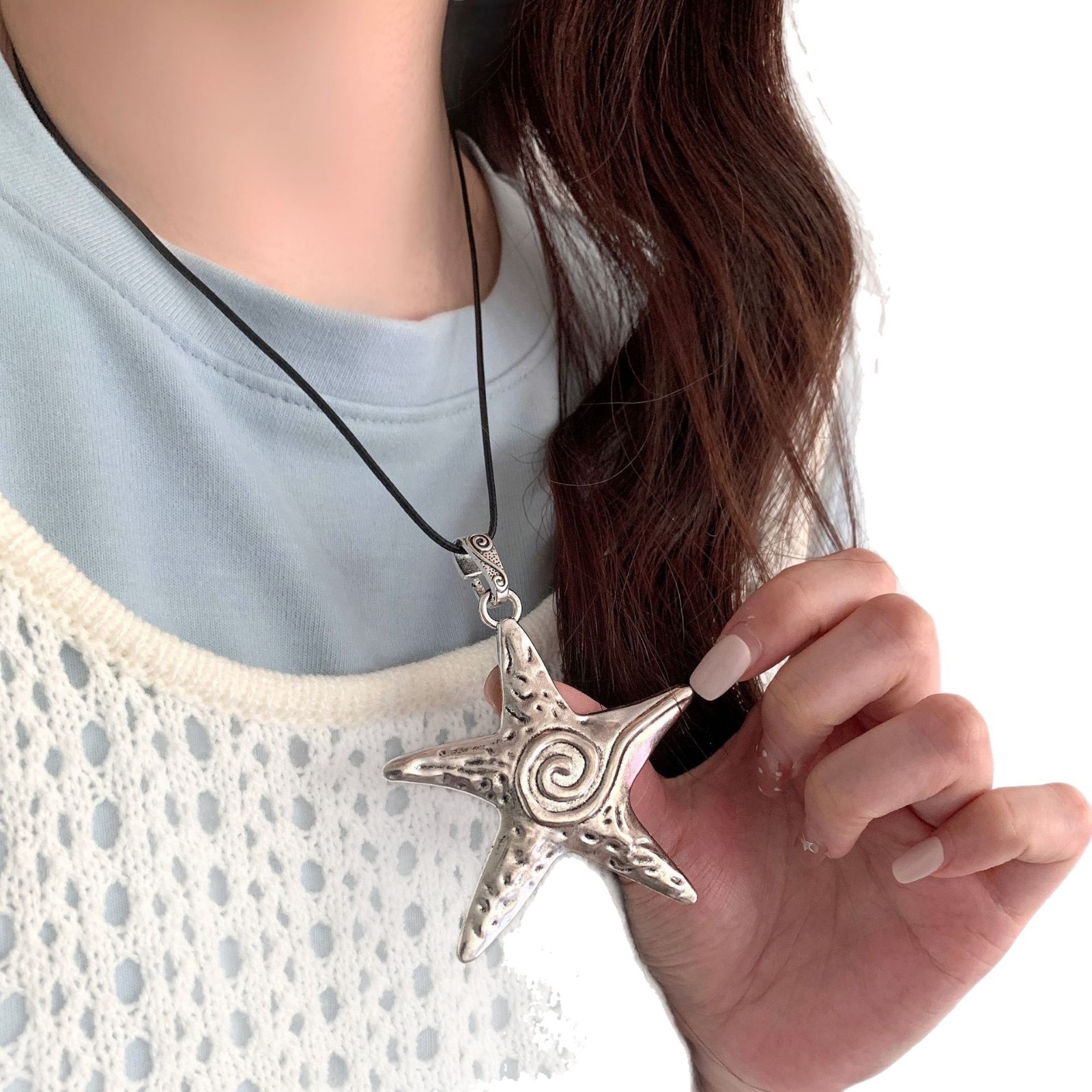 Starfish Necklace for Women: Niche Retro Sweet Cool Hot Girl Style Subculture Ins Starfish Clavicle Chain