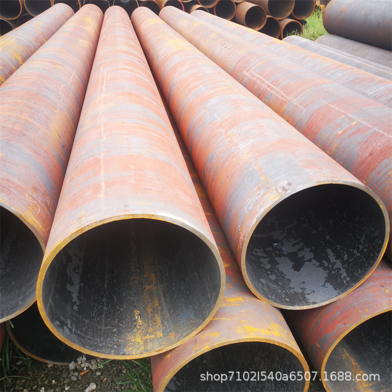 大口径无缝热扩钢管口径406—1220毫米壁厚9—50毫米大量现货零切