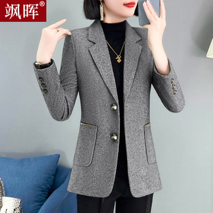 ��ë�����b����Ů�ﶬ�¿���|�@���⴩���e�������¿�ɫ����