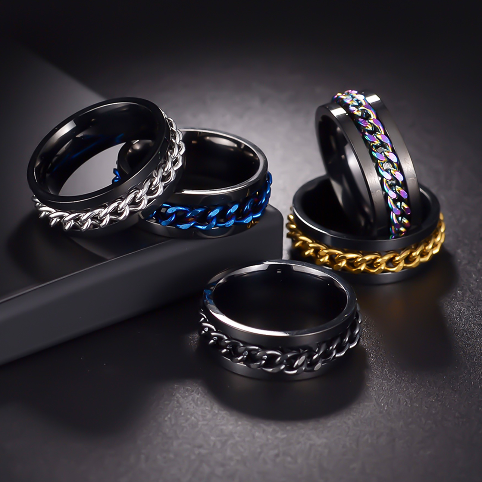 Hombres de acero de titanio pulsera giratoria anillo de cadena giratoria joyería de descompresión popular en línea anillo de cerveza de botella abierta