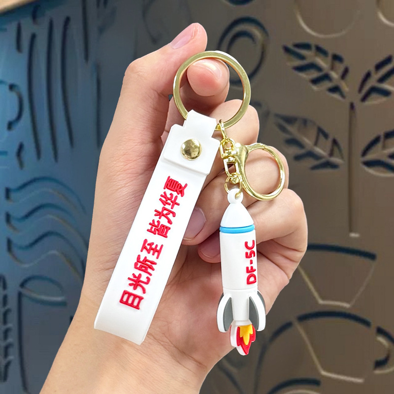 Llavero de dibujos animados de Sanrio con diseño de perro de orejas grandes, colgante, adorno de llavero de Kuromi, artículos pequeños, pequeño regalo