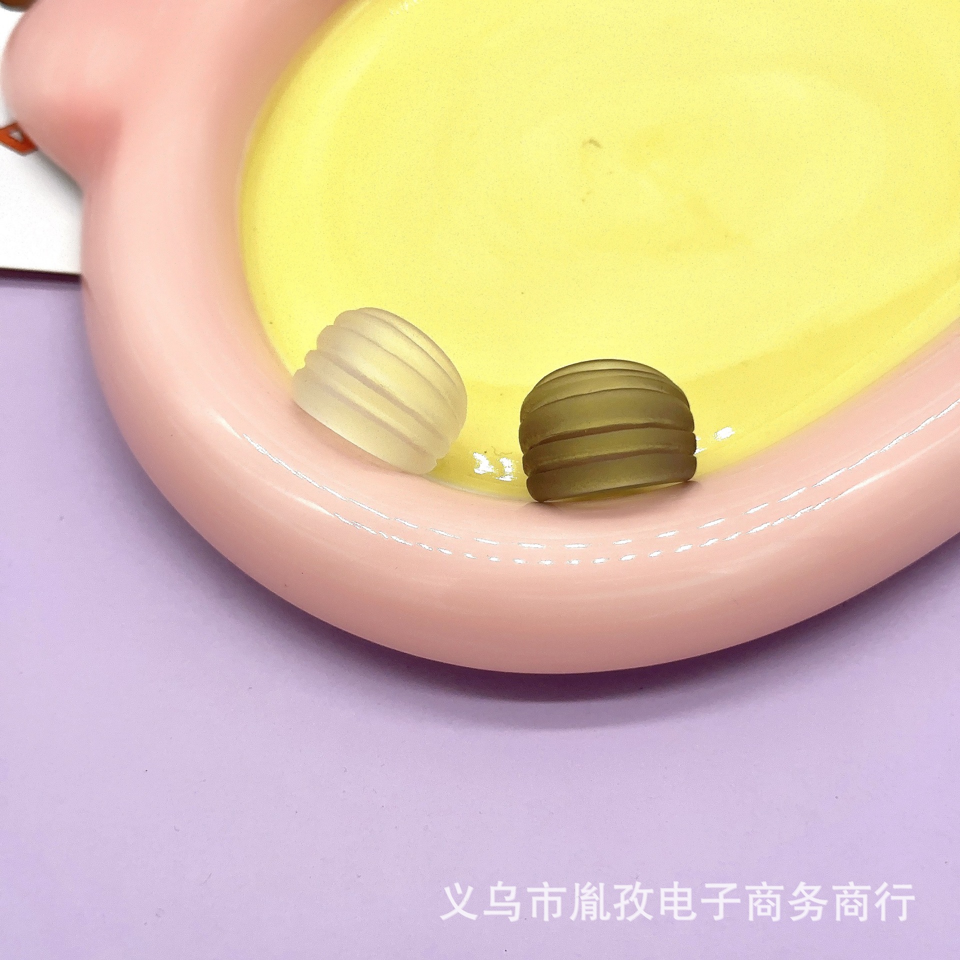 Anillo coreano no desvanecido diseño de nicho simple irregular esmerilado ligero lujoso frío suave anillo índice para mujeres