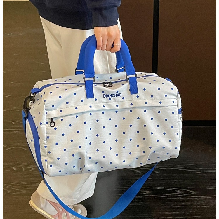 批发旅行包轻便多功能斜挎运动健身手提出差大容量收纳行李袋跨境产品实拍图