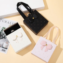 �¿�����Y����ʽ�YƷ���������пպЌW��Ů�ͶY���b���ռ{��