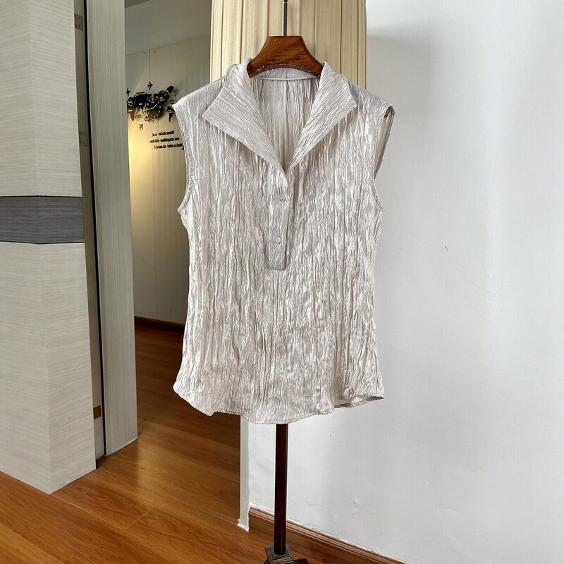 French-Style Elegant Acetate Pleated Sleeveless Shirt for Women, Summer Fashion Waist-Cinching Slimming Half-Open Collar Tank Top