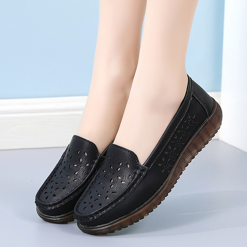  New Cowhide Croc Shoes Women's Summer Fashionable Outerwear Versatile Hollow Breathable Large Size Middle-aged and Elderly Mom Sandals