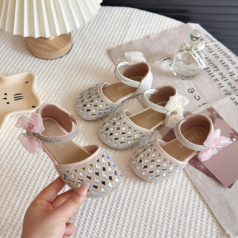 2026 Spring New Half-Covered Princess Shoes Fashion Dance Shoes Korean Style Closed-Toe Girls' Shiny Rhinestone Single Shoes Wholesale