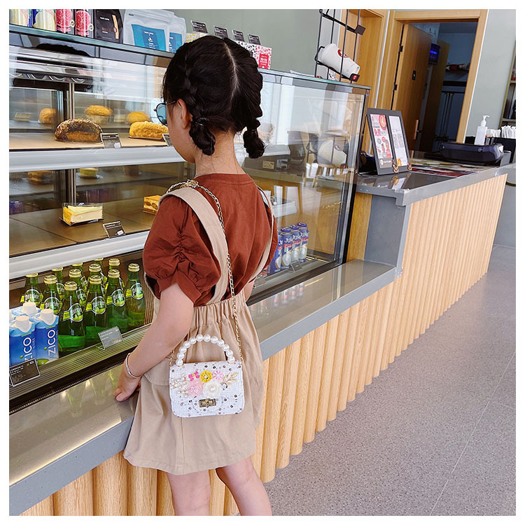 Girl'S Cloth Flower Bow Knot Cute Sequins Pearls Square Lock Clasp Crossbody Bag display picture 5