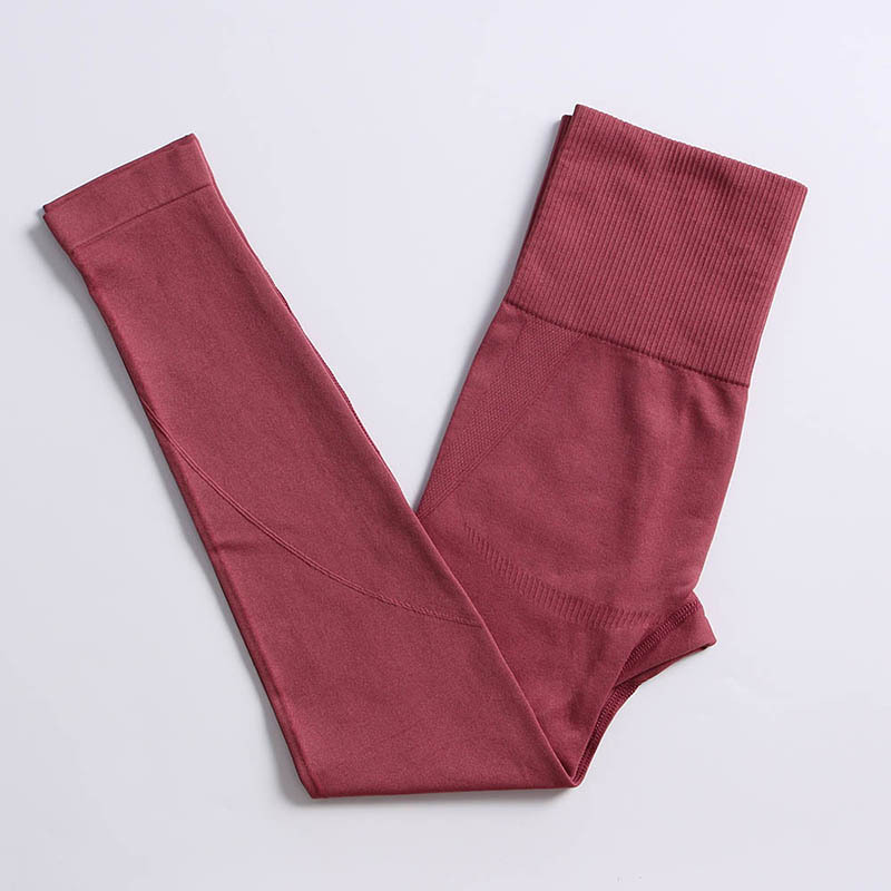 鉄さび赤ズボン