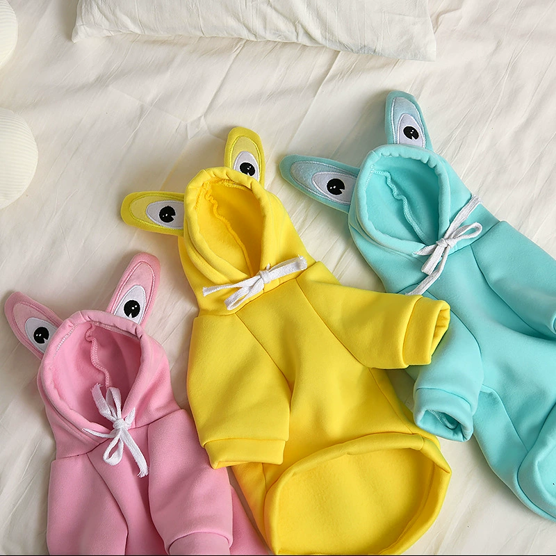 Трансграничные щенки кошки домашние животные с капюшоном