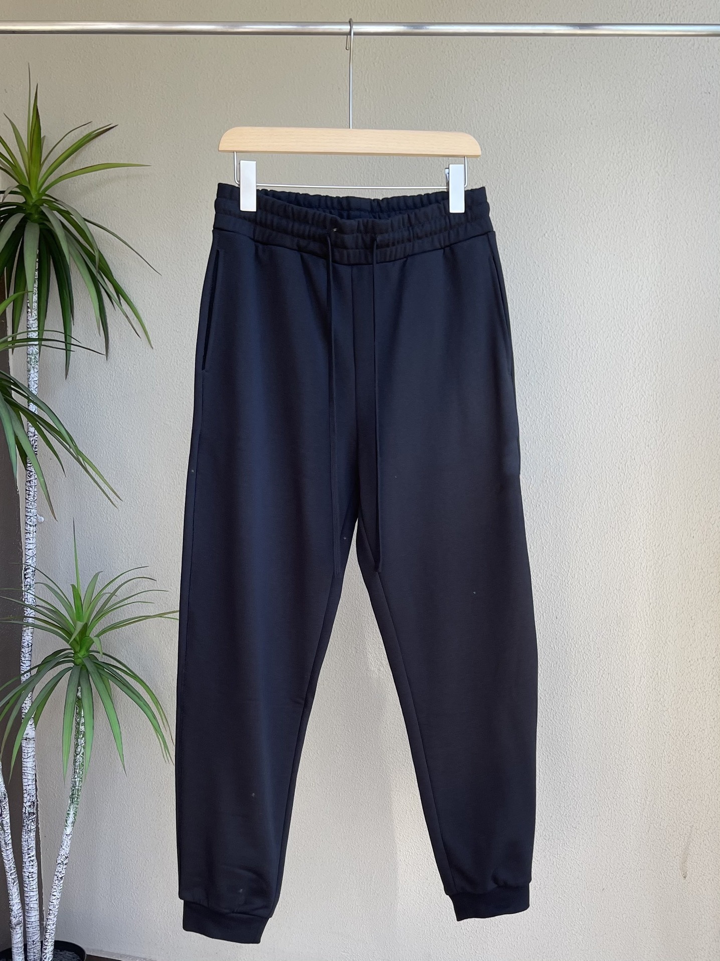 24SS brazalete terry piernas atadas pantalones nuevos primavera y otoño brazalete anillo de pie arnés pantalones