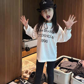 女童长袖T恤2025秋装新款儿童洋气时髦字母印花上衣宝宝白色衣服