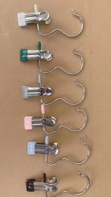 Clip de gancho multifuncional de acero inoxidable Clip de 3 palabras sin costuras gancho de los pantalones del hogar clip de suspensión calcetines sombrero clip de ropa