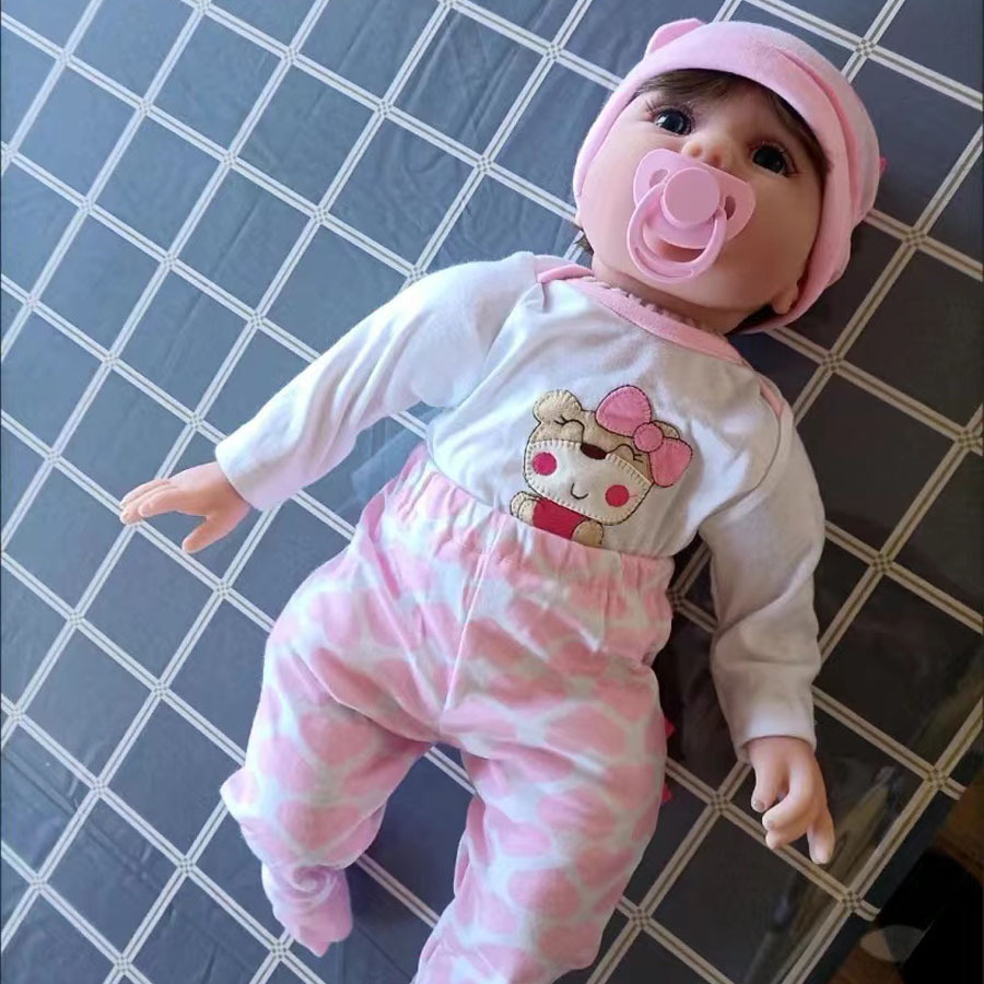 Simulación de cuerpo de tela de vinilo muñeca renacida transfronteriza bebé juguete regalo