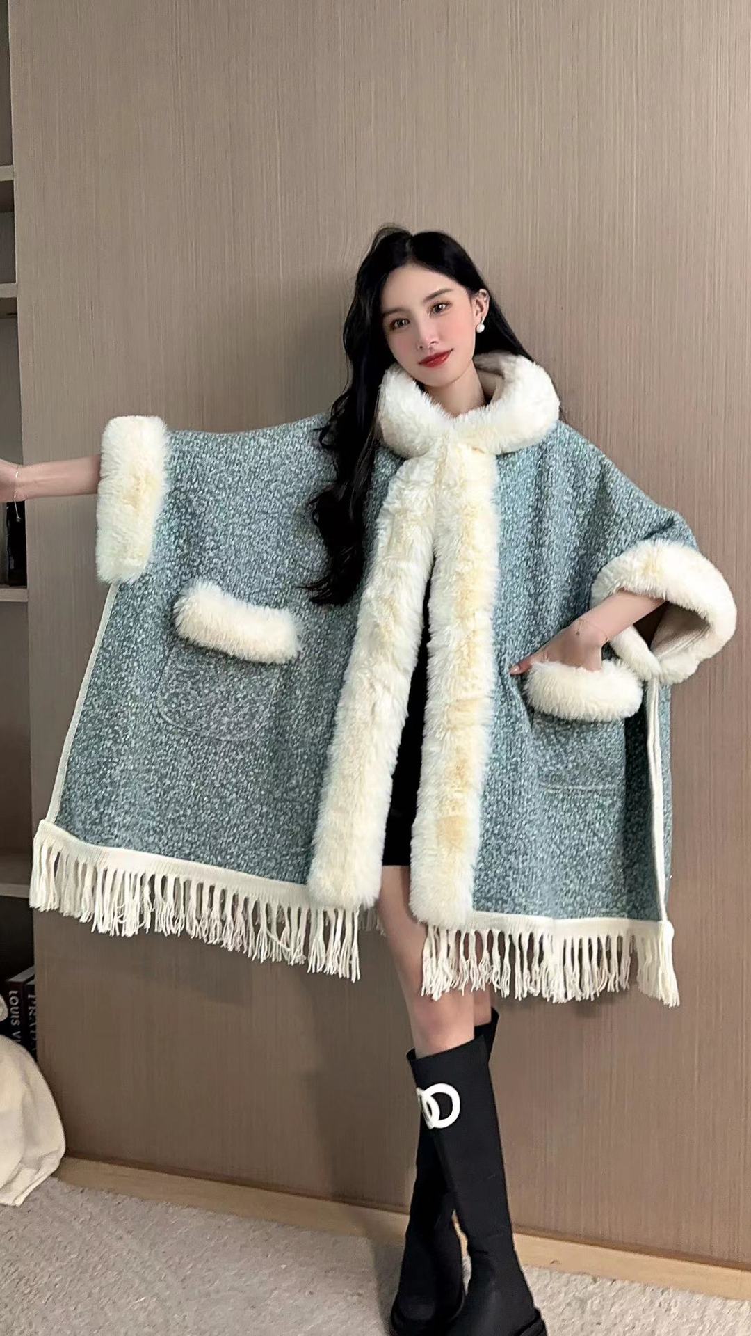 Fur collar cape cape with fleece thickened hooded bright silk cape plus-size woolen coat_voghion.com