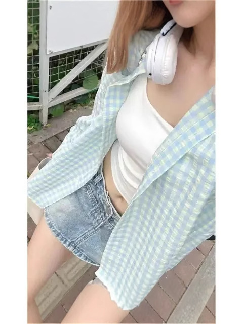2025 新ピンクブルーシングルカップルデザイン柔らかいチェック柄シャツ女性の多用途カジュアルルーズジャケット|undefined