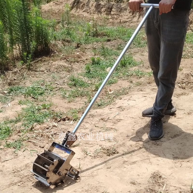 小型家用除草工具锄草松土器手推田园除草松土神器手动翻土除草器