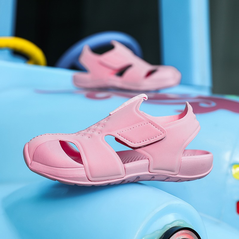 Summer New Children's Sandals Candy Solid Color Children's Sandals Soft Bottom Antiskid Boys' Beach Shoes