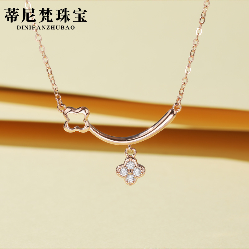 Estilo coreano transfronterizo nuevo pequeño collar fresco accesorios femeninos s925 plata con incrustaciones de circón personalidad trébol conjunto cadena al por mayor