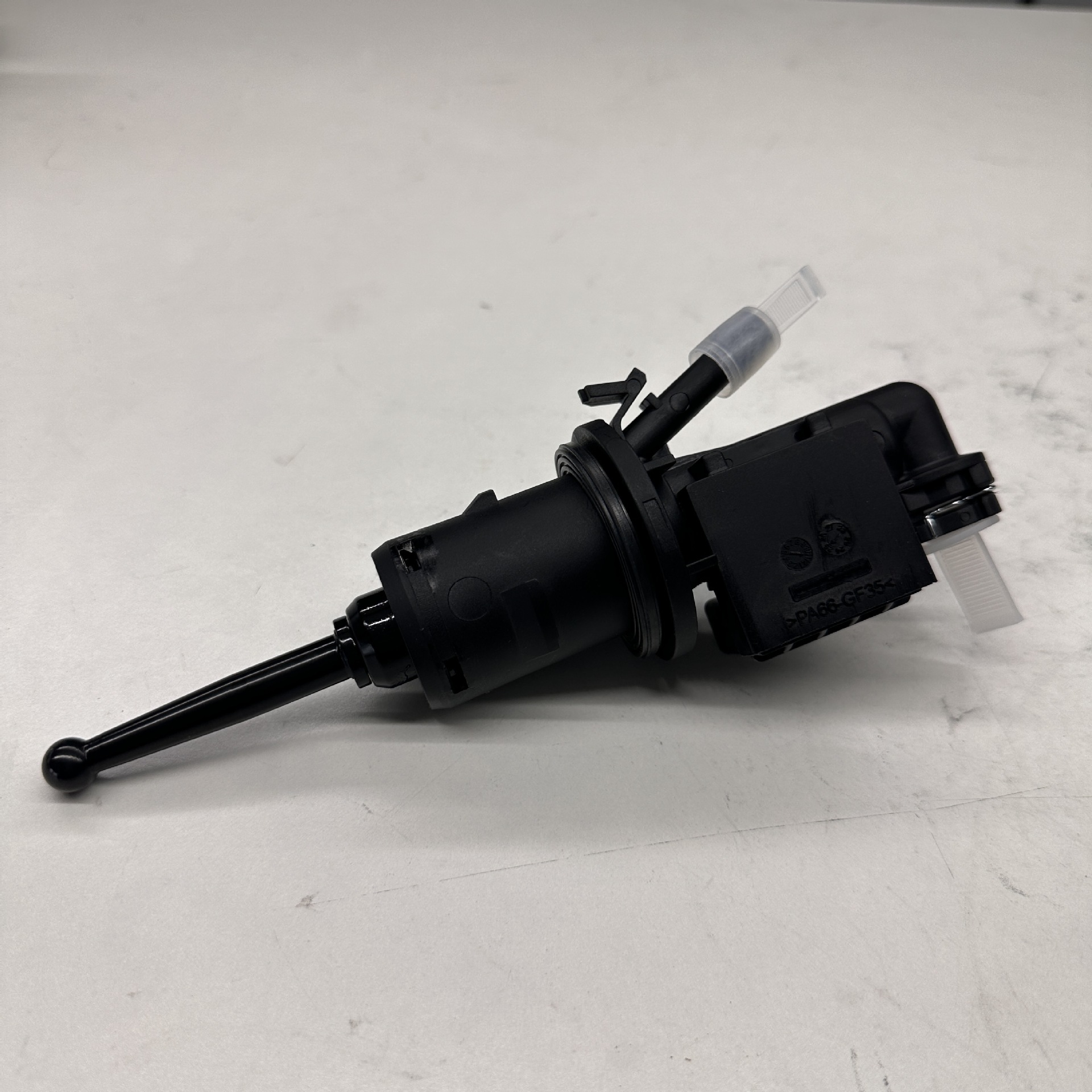Suitable for Volkswagen Golf Clutch Master Cylinder 1K0721388Ab 1K0721388
