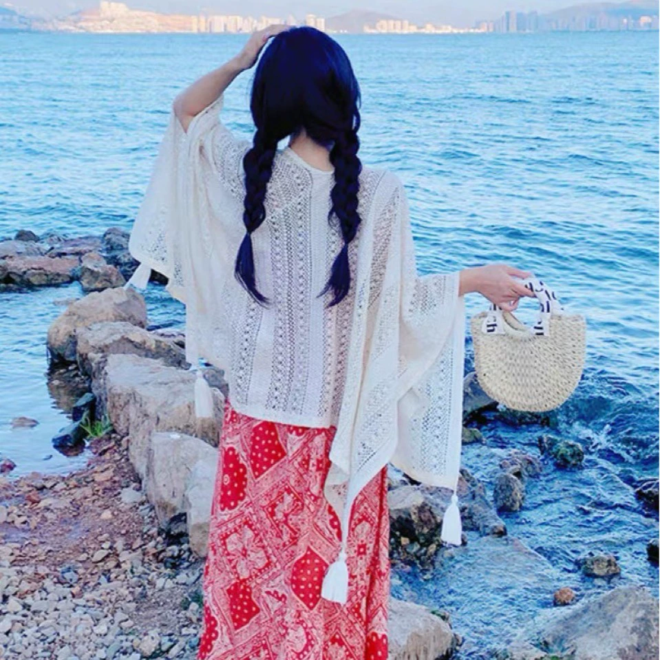 Ретро национальный стиль дикий полый кардиган с кисточками